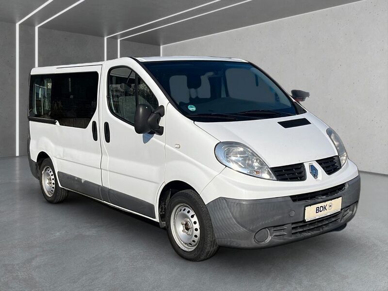 Gebraucht Renault Trafic 90 PS (66 kW) 2010 Weiß Van / Kleinbus