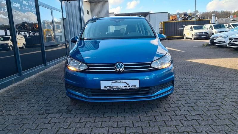 Gebraucht VW Touran Comfortline 116 PS (85 kW) 2020 Blau Van / Kleinbus