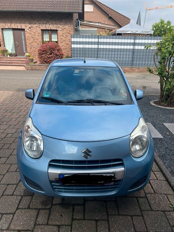 Blau Gebraucht 2011 Suzuki Alto Club Kleinwagen | 2.600 € (Fairer Preis) - Bild 1/4
