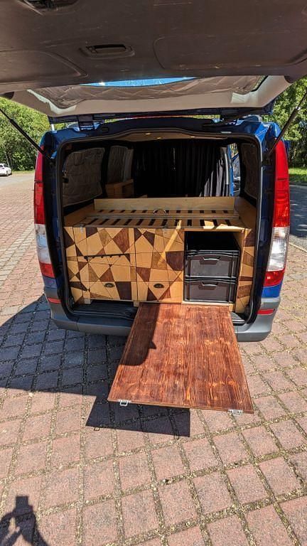 Blau Gebraucht 2011 Mercedes Vito Van | 11.000 € (Teuer) - Bild 1/4