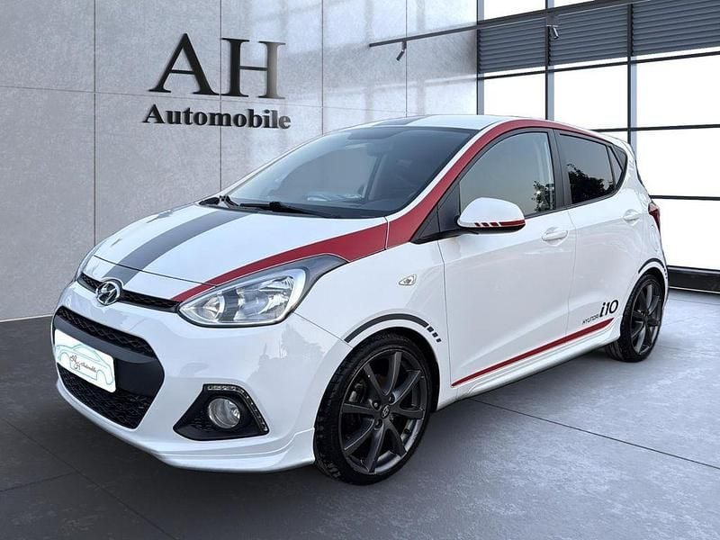 Weiß Gebraucht 2015 Hyundai i10 Sport Kleinwagen | 6.999 € (Fairer Preis) - Bild 1/4