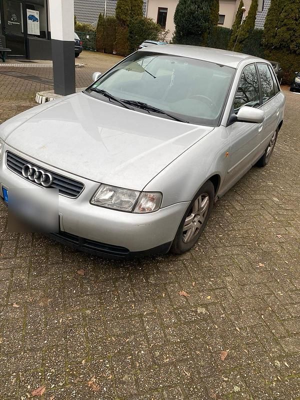 Gebraucht Audi A3 Sport 110 PS (80 kW) 1999 Silber Kleinwagen