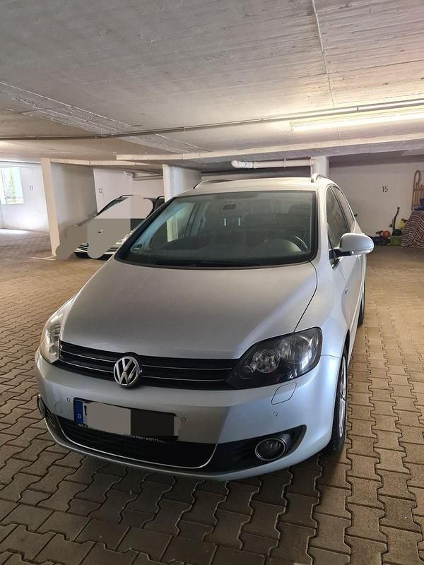 Silber Gebraucht 2013 VW Golf VII Life Kombi | 8.450 € (Superpreis) - Bild 1/4