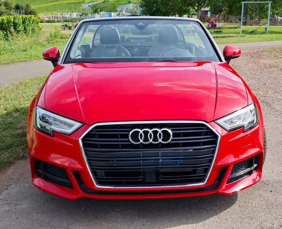 Gebraucht Audi A3 Cabriolet S-Line 150 PS (110 kW) 2019 Rot Cabrio