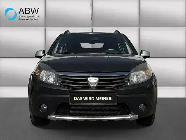 Używany Dacia Sandero Stepway 88 KM (64 kW) 2011 Szary Sedan/Limuzyna