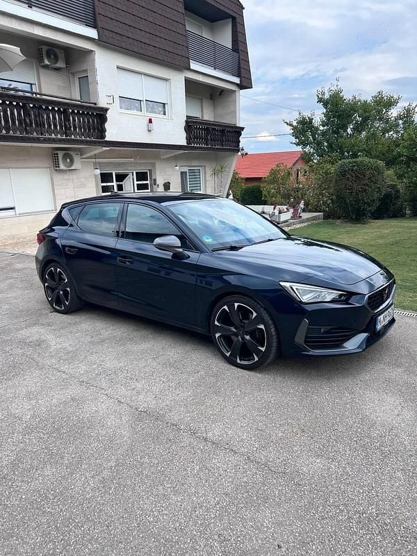 Gebraucht Cupra Leon VZ 300 PS (220 kW) 2022 Blau Limousine
