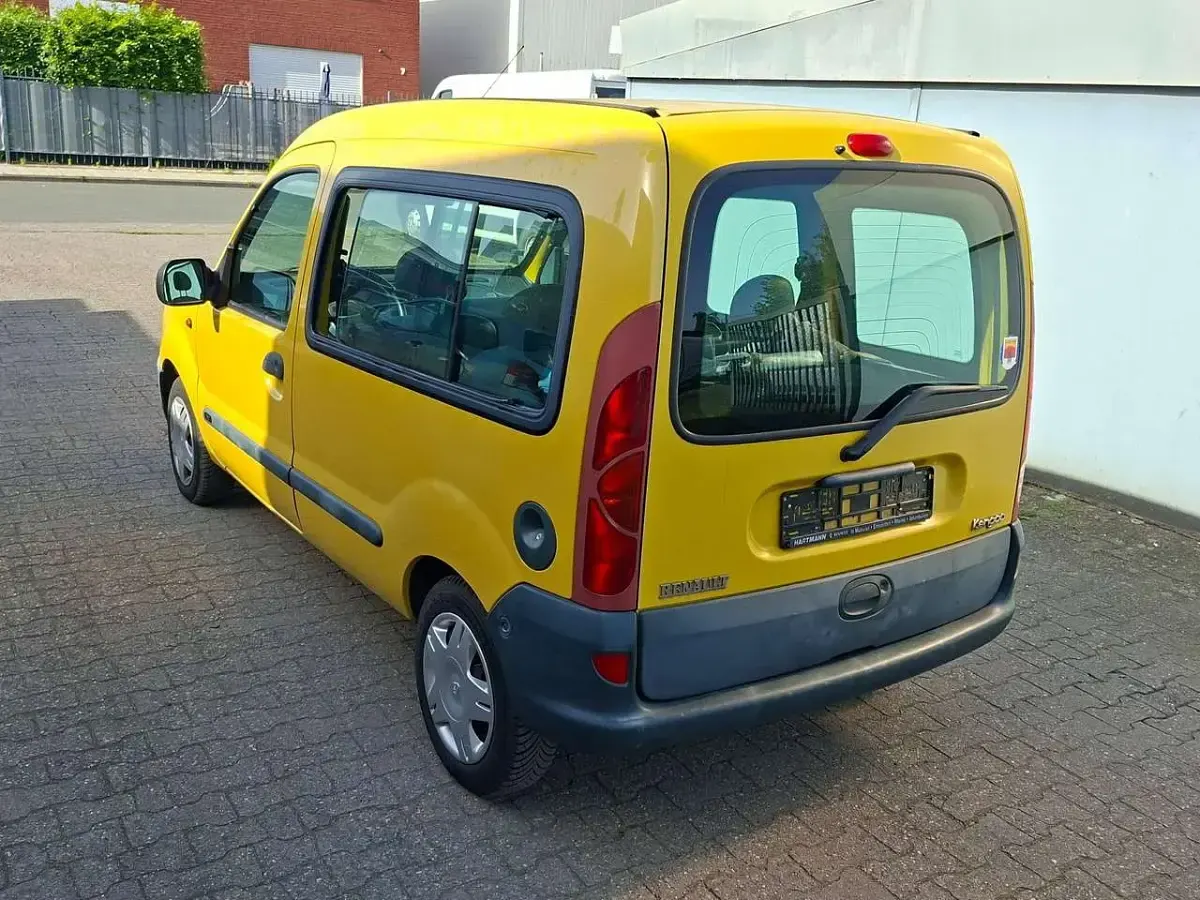 Gebraucht Renault Kangoo 58 PS (42 kW) 1998 Gelb Van / Kleinbus
