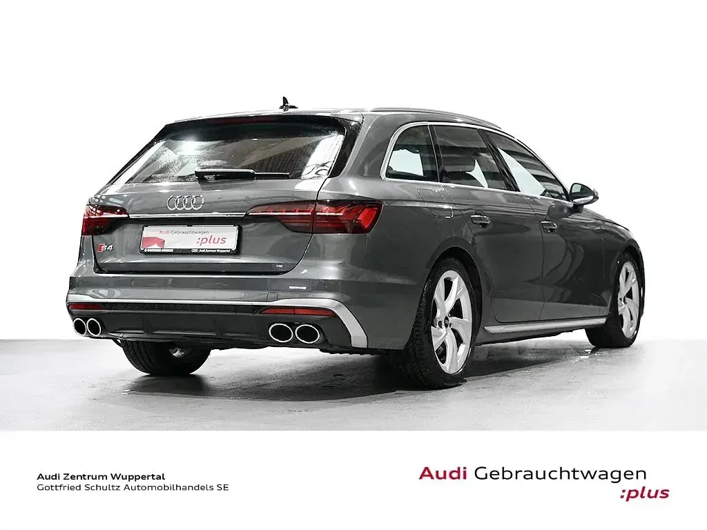 Gebraucht Audi S4 Basis 341 PS (250 kW) 2024 Grau Kombi