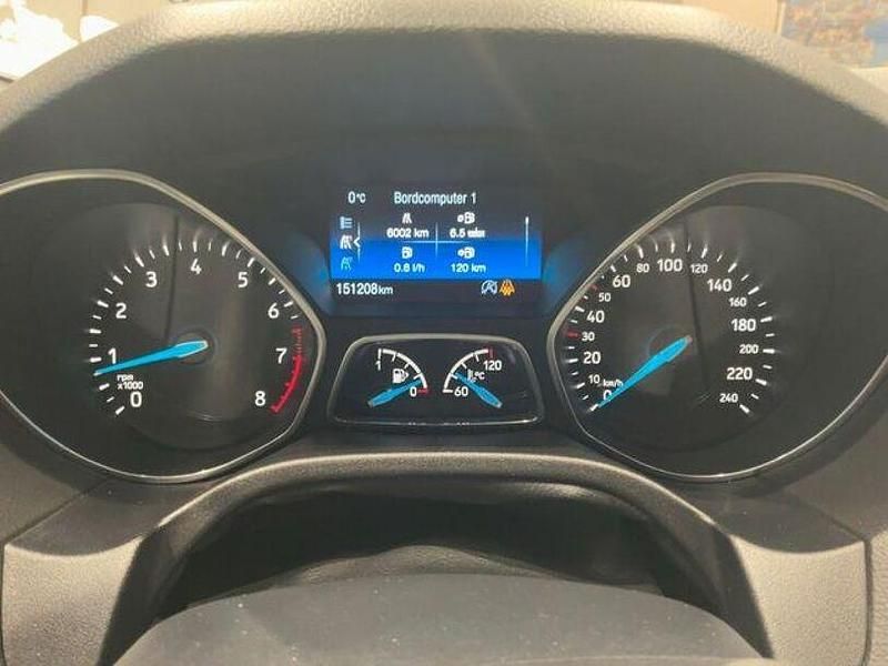 Gebraucht Ford Focus ST-Line 140 PS (102 kW) 2018 Grau Kombi