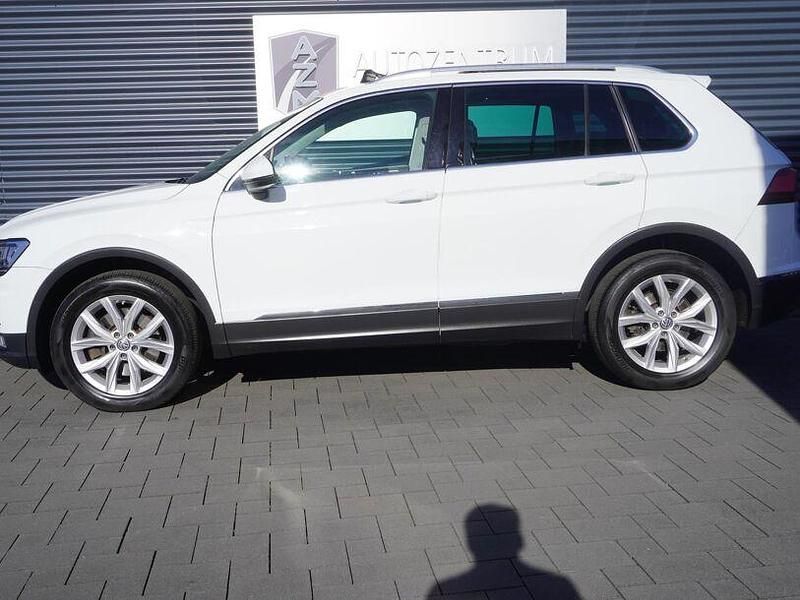 Gebraucht VW Tiguan Highline 239 PS (175 kW) 2017 Purewhite SUV
