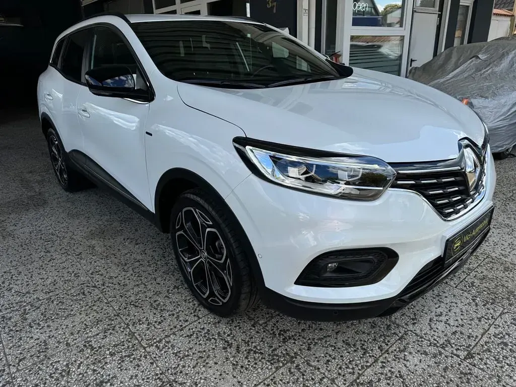 Gebraucht Renault Kadjar Black Edition 158 PS (116 kW) 2021 Weiß SUV