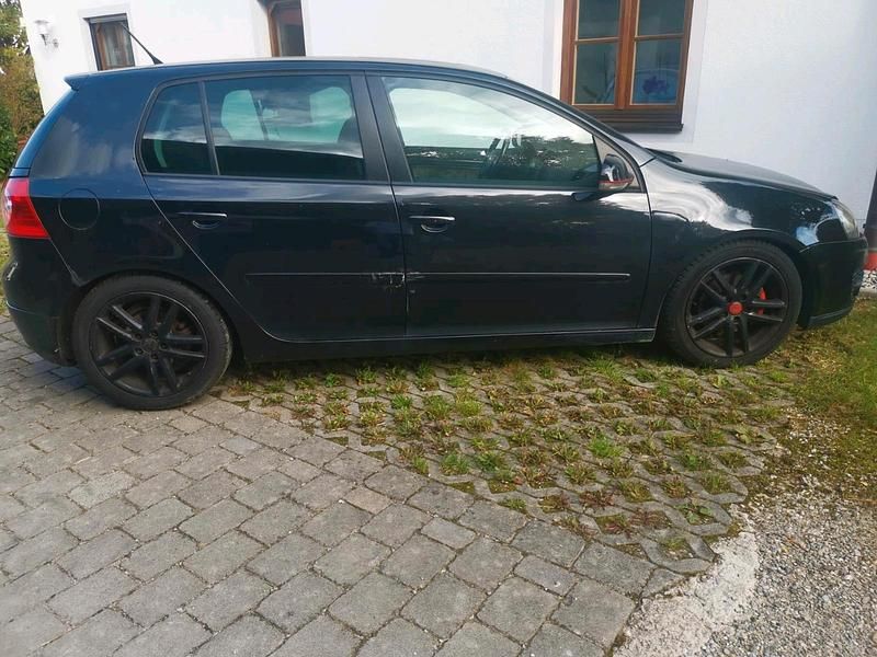 Schwarz Gebraucht 2007 VW Golf V Kleinwagen | 1.300 € (Guter Preis) - Bild 1/4