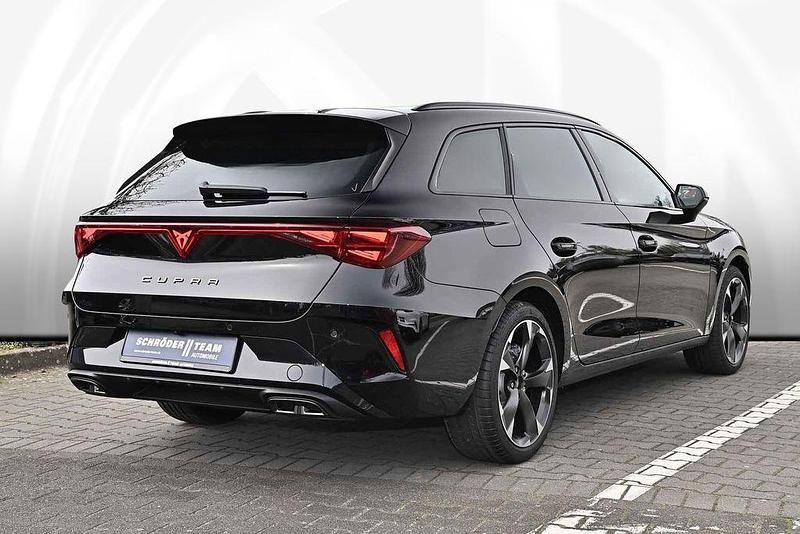 Neu Cupra Leon 150 PS (110 kW) 2026 Schwarz Limousine