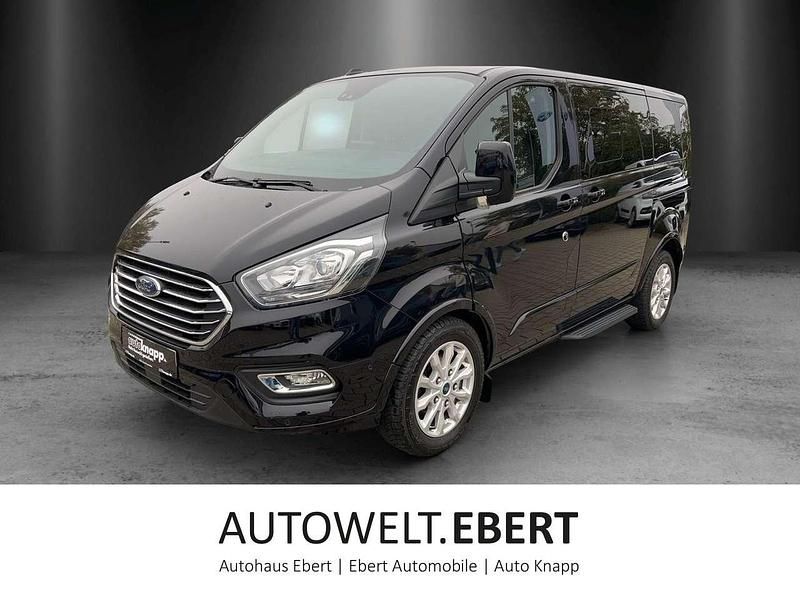 Obsidianschwarz Gebraucht 2024 Ford Transit Tourneo Titanium X Van / Kleinbus | 43.990 € (Teuer) - Bild 1/4