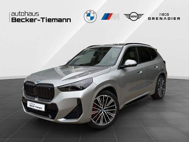 Silber Gebraucht 2023 BMW iX1 Performance SUV | 43.809 € (Fairer Preis) - Bild 1/4