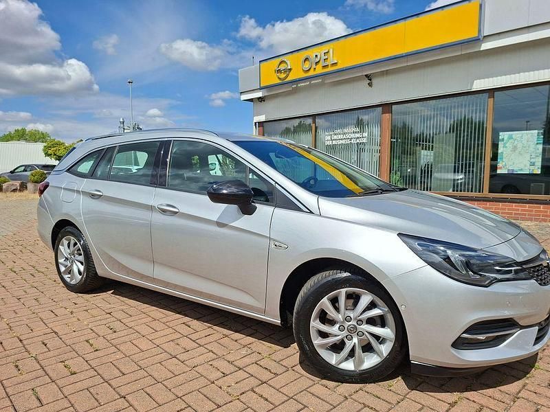 Silber Gebraucht 2022 Opel Astra Elegance Kombi | 14.990 € (Guter Preis) - Bild 1/4