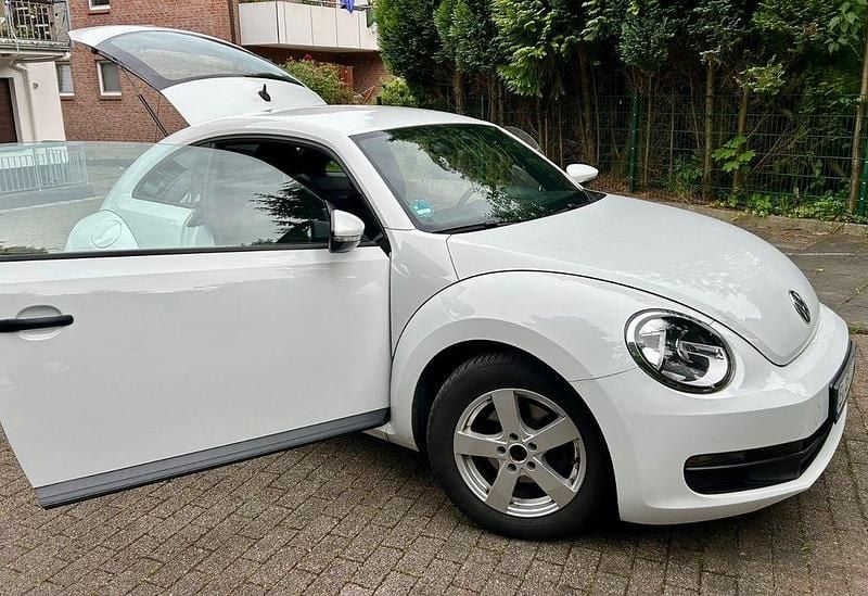 Weiß Gebraucht 2016 VW Beetle Limousine | 8.950 € (Superpreis) - Bild 1/4