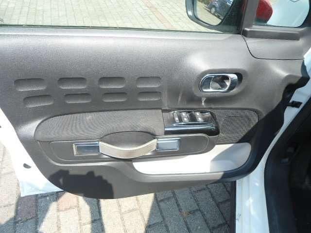 Gebraucht Citroën C3 Shine 110 PS (80 kW) 2017 Lack weiss banquise Kleinwagen