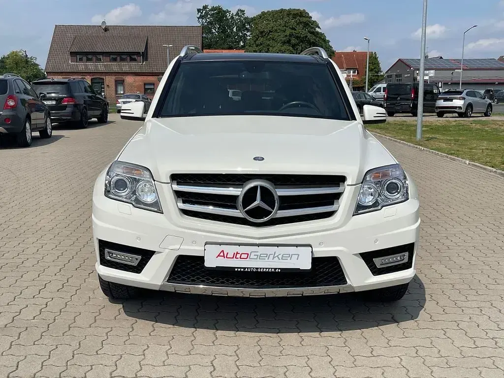 Gebraucht Mercedes GLK250 Sport 204 PS (150 kW) 2010 Weiß SUV