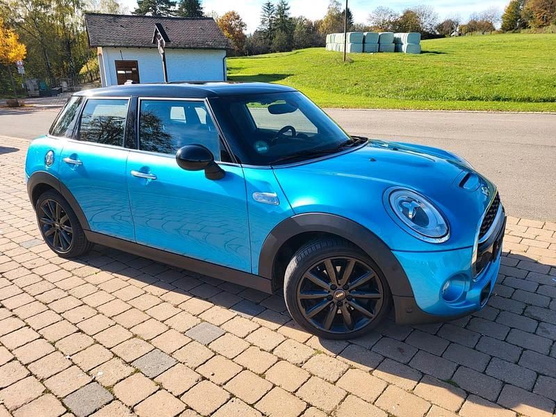 Second-hand Mini Cooper SD 170 CP (125 kW) 2016 Albastru Hatchback