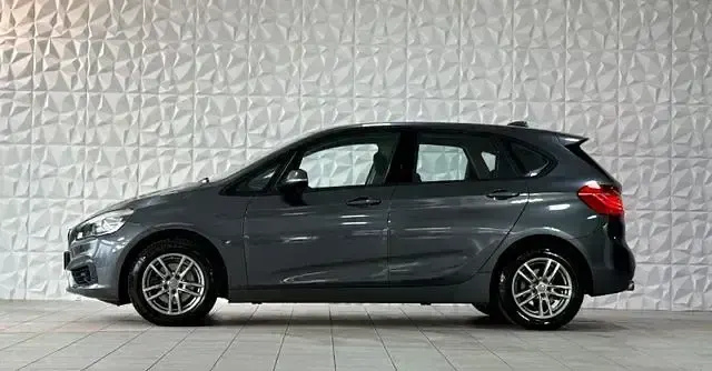 Gebraucht BMW 220 Advantage 192 PS (141 kW) 2017 Grau Kombi