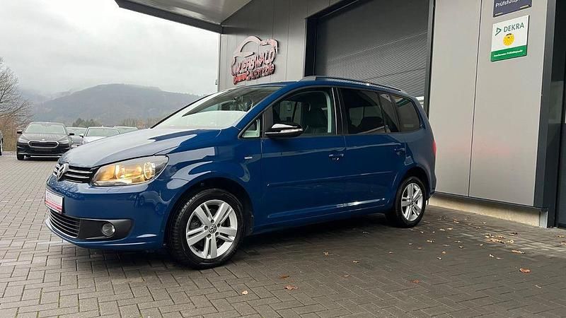 Gebraucht VW Touran Match 105 PS (77 kW) 2012 Blau Van / Kleinbus