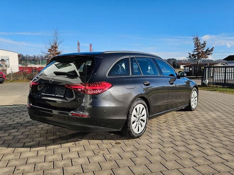 Gebraucht Mercedes C220 Business 200 PS (147 kW) 2022 Grau Limousine