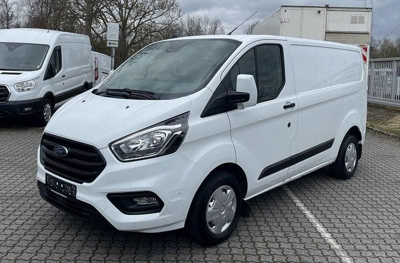 Gebraucht Ford Transit Custom 105 PS (77 kW) 2021 Weiß Van / Kleinbus