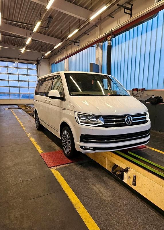 Gebraucht VW Multivan Generation Six 204 PS (150 kW) 2017 Weiß Van