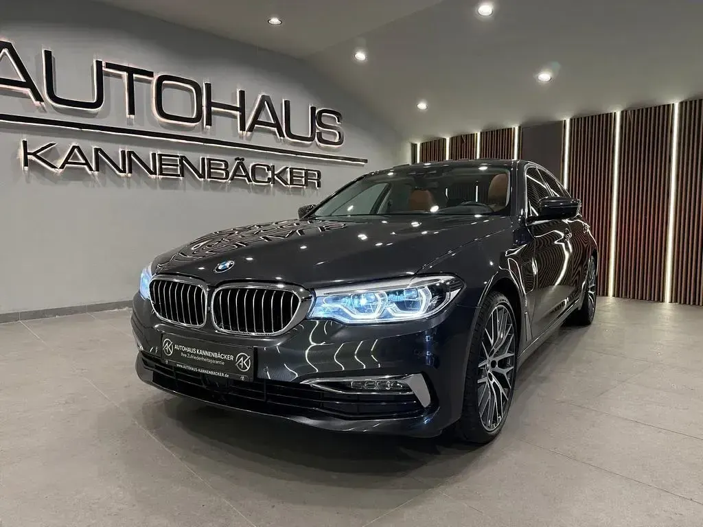 Gebraucht BMW 530e Luxury Line 252 PS (185 kW) 2018 Grau Limousine