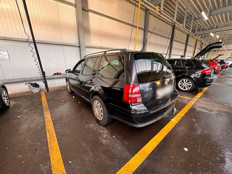 Gebraucht VW Golf IV 101 PS (74 kW) 2004 Schwarz Kombi