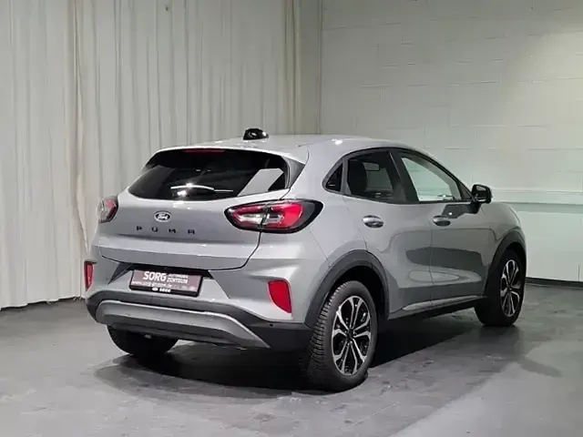 Gebraucht Ford Puma Titanium 125 PS (91 kW) 2025 Silber, solar silver metallic SUV