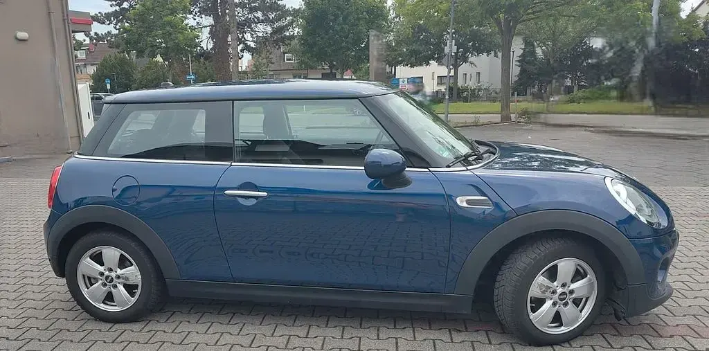 Gebraucht Mini ONE 102 PS (75 kW) 2016 Blau Kleinwagen