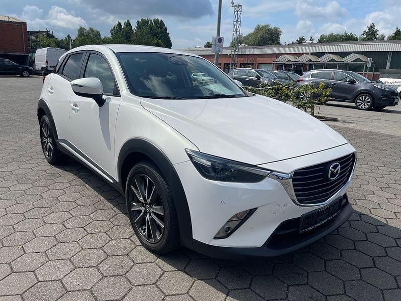 Weiß Gebraucht 2017 Mazda CX-3 Sports-Line SUV | 14.990 € (Etwas zu teuer) - Bild 1/4