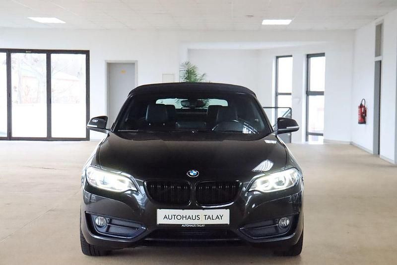 Gebraucht BMW 228 Sport Line 245 PS (180 kW) 2016 Schwarz(metallic) Cabrio