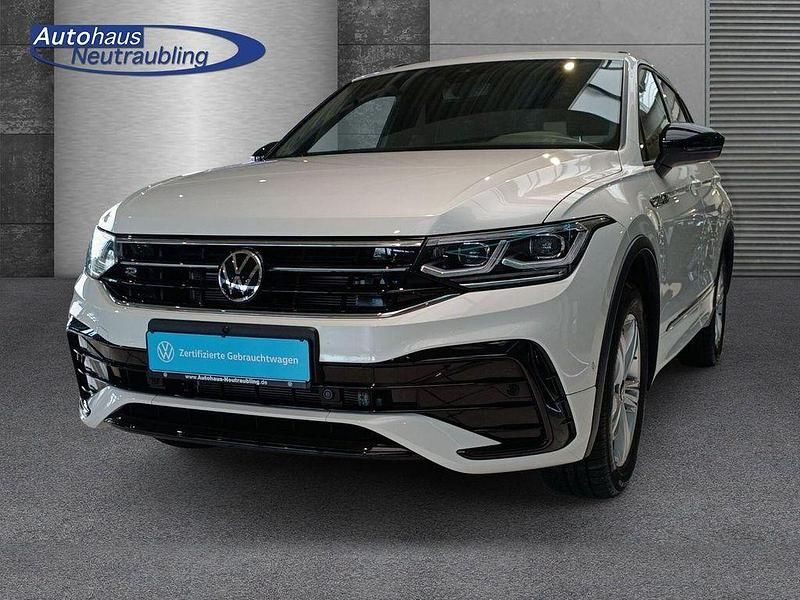 Gebraucht VW Tiguan Allspace R-line 190 PS (139 kW) 2024 Oryxweiß perlmutteffekt SUV