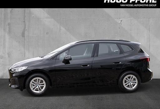 Neu BMW 216 122 PS (89 kW) 2026 Schwarz Kombi