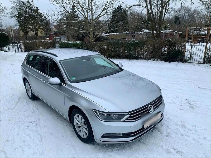 Gebraucht VW Passat 150 PS (110 kW) 2018 Kombi