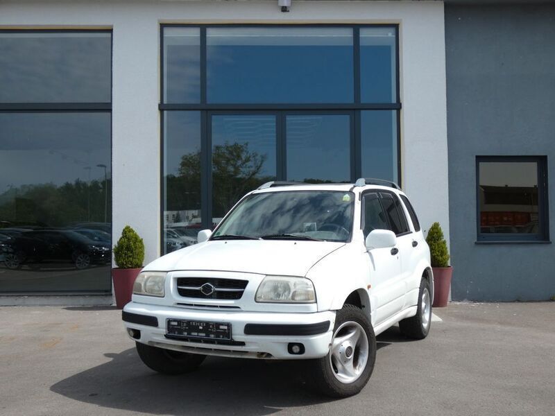 Weiß Gebraucht 1999 Suzuki Grand Vitara SUV | 3.990 € (Guter Preis) - Bild 1/4
