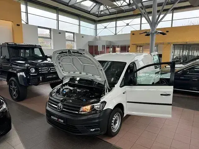 Usata VW Caddy 102 CV (75 kW) 2018 Bianco Monovolume