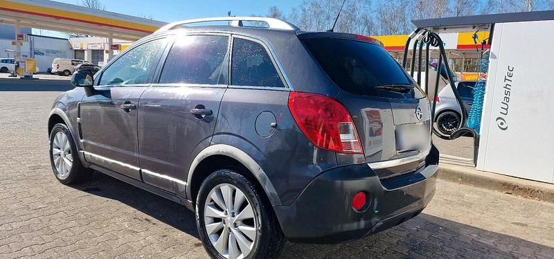 Gebraucht Opel Antara 160 PS (117 kW) 2014 Grau SUV