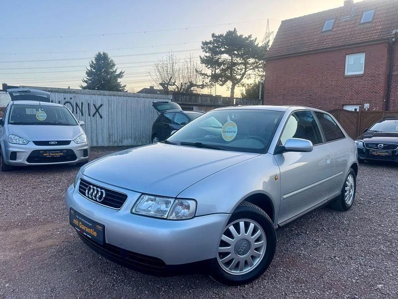 Gebraucht Audi A3 Ambiente 125 PS (91 kW) 1996 Silber Kleinwagen