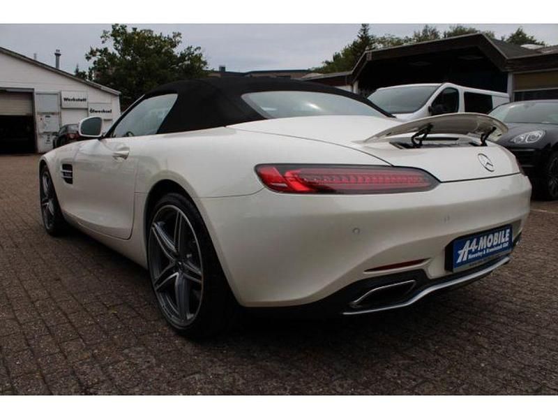 Diamantweiss (metallic) Gebraucht 2018 Mercedes AMG GT AMG Cabrio | 79.999 € - Bild 1/4