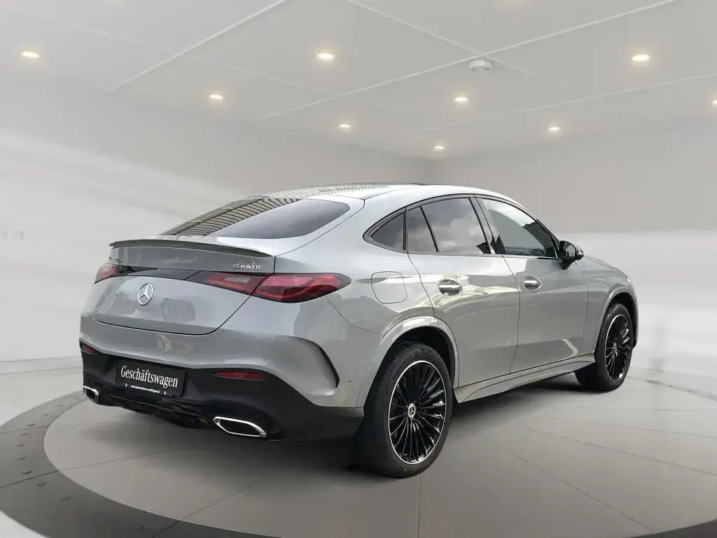 Usata Mercedes GLC300e 197 CV (144 kW) 2025 Grigio Coupé