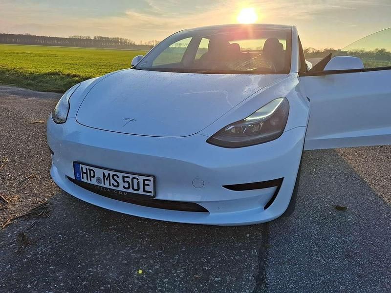 Gebraucht Tesla Model 3 RWD 208 kW (283 PS) 2023 Weiß Limousine
