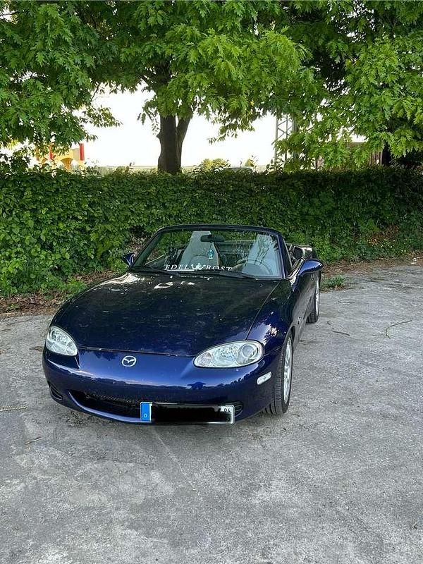 Blau Gebraucht 2003 Mazda MX5 Cabrio | 5.800 € (Fairer Preis) - Bild 1/4