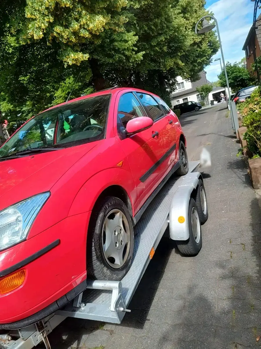 Gebraucht Ford Focus 75 PS (55 kW) 2000 Limousine
