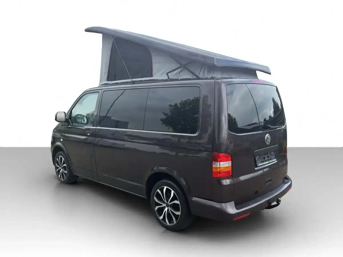 Gebraucht VW California Beach 140 PS (102 kW) 2013 Braun Van