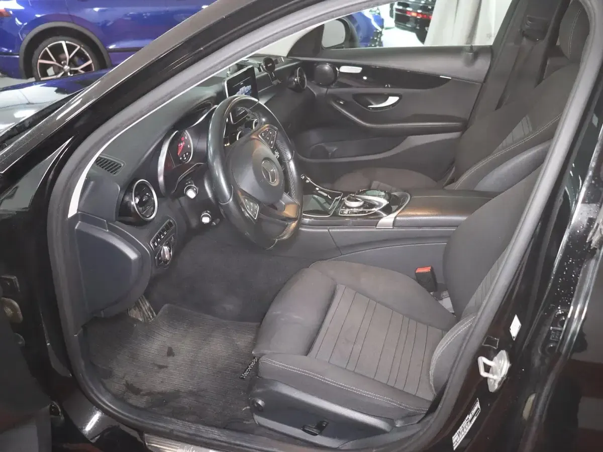 Gebraucht Mercedes C220 170 PS (125 kW) 2015 Schwarz Kombi