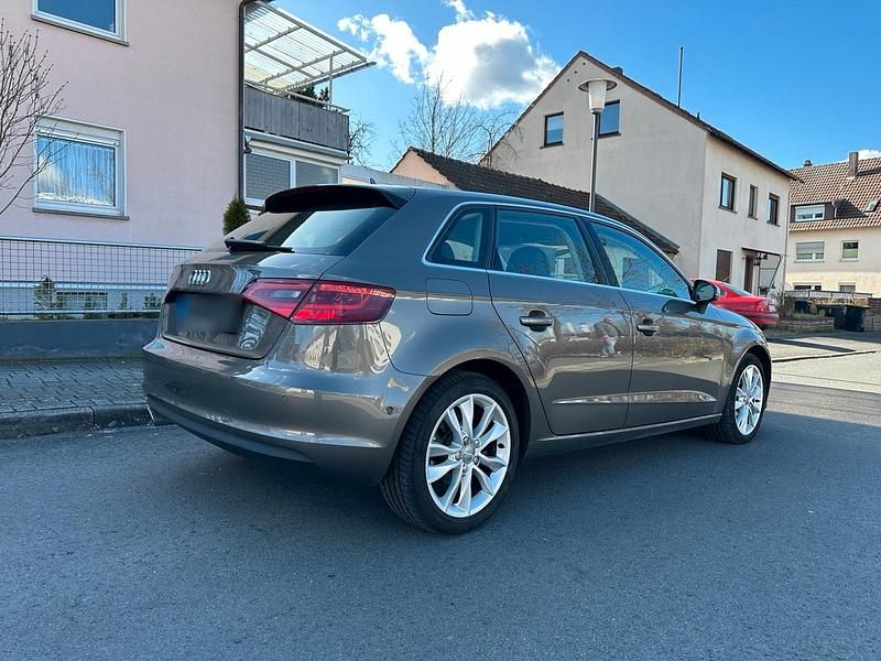 Gebraucht Audi A3 Ambition 150 PS (110 kW) 2013 Braun Kleinwagen